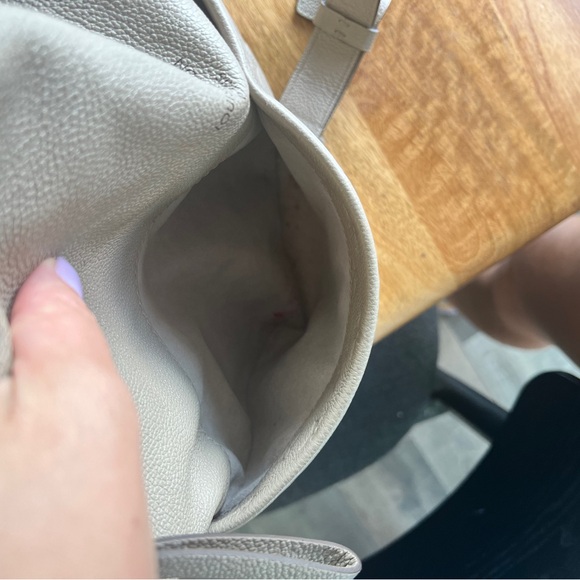 Louis Vuitton Maida Hobo - Picture 6 of 10